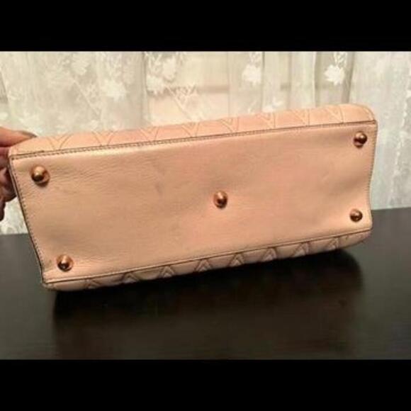 Valentino Chic Quilted Designer Tote in Blush - Picture 7 of 7